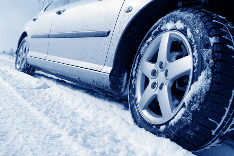 Motorists warned of snowfall on BC mountain passes