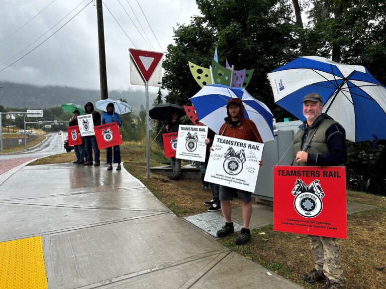 West Kootenay rail workers standing strong on Day 3