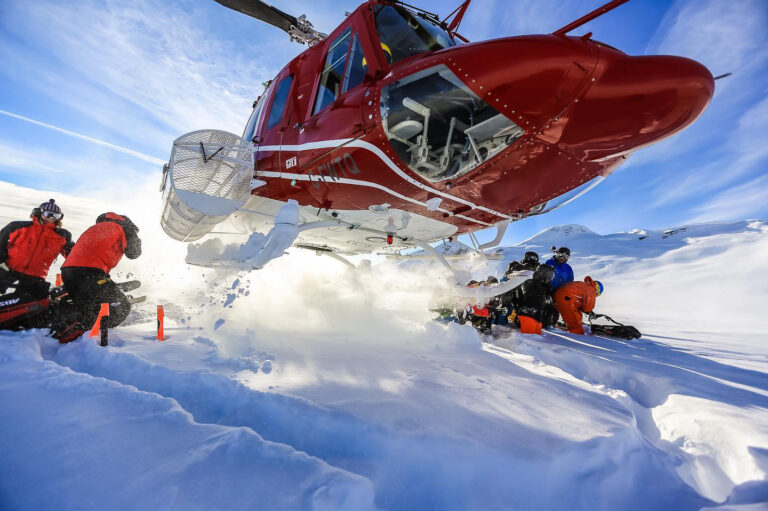 Selkirk Tangiers Heli Skiing Partners with Wildcat Helicopters to Elevate Guest Experience