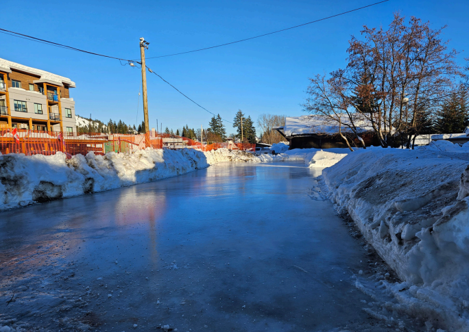 Rossland outdoor rink temporarily closed