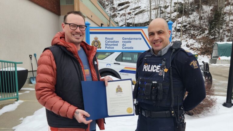 Trail man awarded for helping to apprehend offender